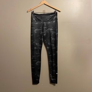 Nike women’s leggings